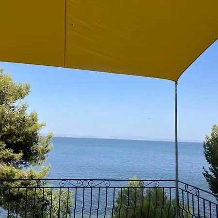 Appartement T4 Terrasse Et Vue Istres Exterior photo